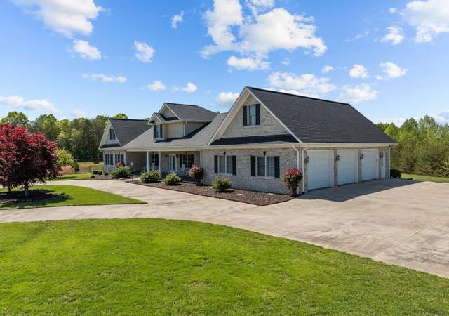 Photo of 366 Sheep Farm Rd, Mount Airy, NC 27030