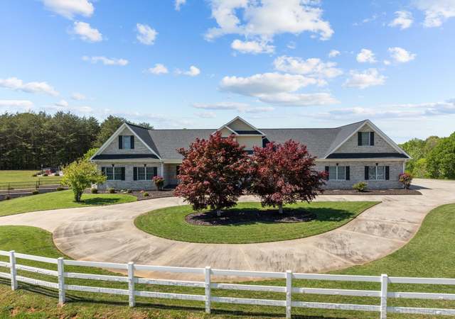 Property at 366 Sheep Farm Rd, Mount Airy, NC 27030, 3 beds, 5.5 baths
