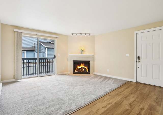 Photo of 16817 Larch Way Unit B202, Lynnwood, WA 98037