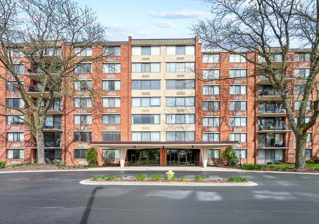 Property at 2000 Saint Regis Dr Unit 4E, Lombard, IL 60148, 2 beds, 2 baths