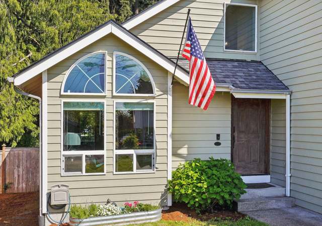 Photo of 1911 Crystal Springs Rd W, Tacoma, WA 98466