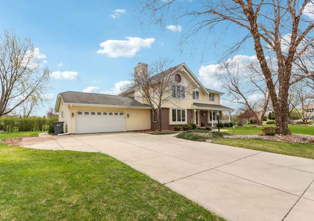 Photo of S83W17703 Clearbrook Dr, Muskego, WI 53150