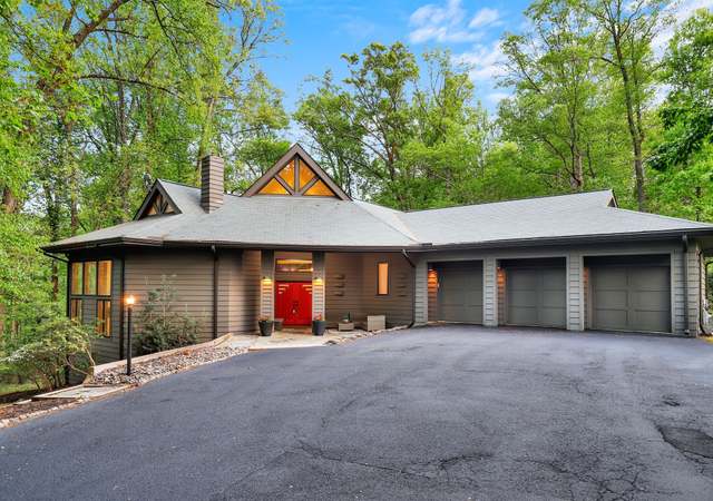 Property at 3702 Blackberry Ln, Ellicott City, MD 21042, 3 beds, 3 baths