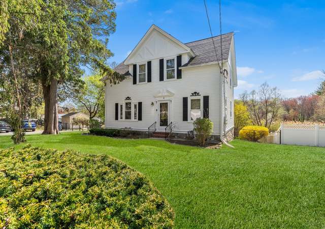 Photo of 8 Tyler St, Methuen, MA 01844