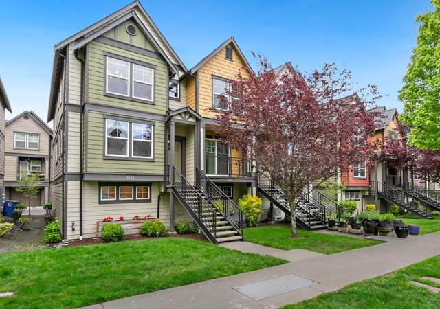 Property at 2628 SW Myrtle St, Seattle, WA 98106, 3 beds, 2.5 baths