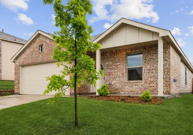 Photo of 8400 Fawn Creek Dr, Fort Worth, TX 76123