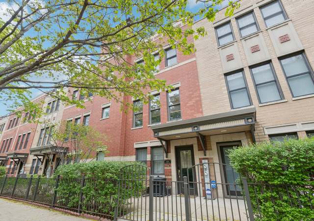 Property at 1014 N Crosby St, Chicago, IL 60610, 3 beds, 3 baths