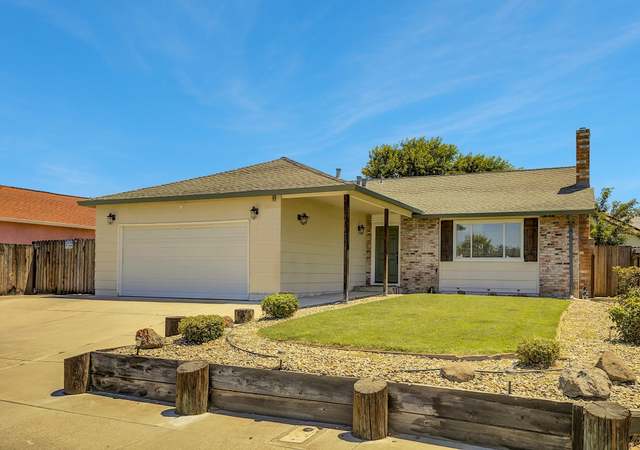 Property at 4780 Burgundy Dr, Oakley, CA 94561, 4 beds, 2 baths