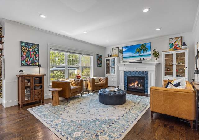 Property at 48 Hillcrest Rd, Waltham, MA 02451, 4 beds, 3.5 baths