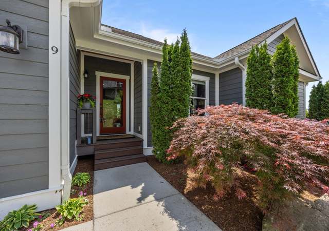Photo of 9 Endless View Dr, Weaverville, NC 28787