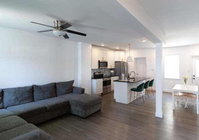 Property at 605 N Queen St, Lancaster, PA 17603, 3 beds, 2 baths