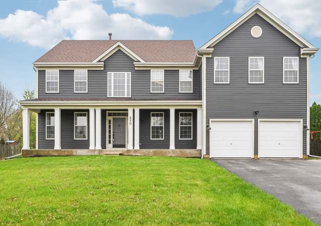 Property at 490 Nuthatch Way, Lindenhurst, IL 60046, 4 beds, 3 baths
