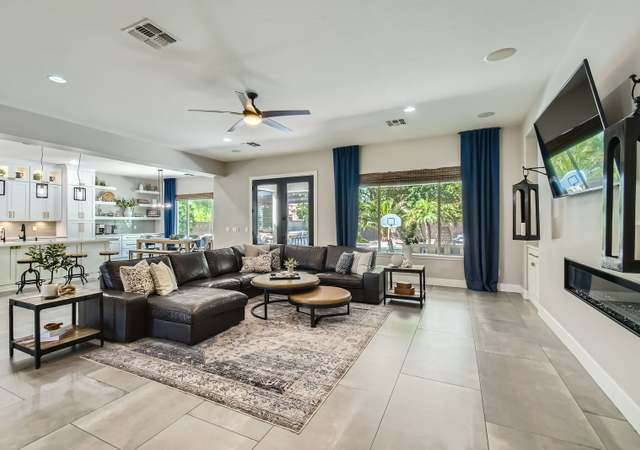 Property at 1890 E Sagittarius Pl, Chandler, AZ 85249, 6 beds, 4.5 baths