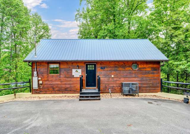 Property at 1235 Annes Rd, Gatlinburg, TN 37738, 1 bed, 2 baths