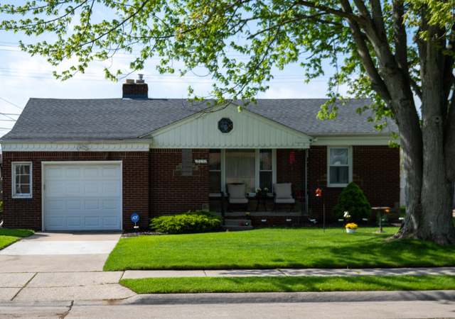 Property at 18030 Rosetta Ave, Eastpointe, MI 48021, 3 beds, 1 bath