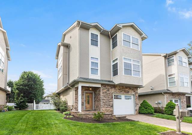 Photo of 469 Flamingo St Unit B, Philadelphia, PA 19128
