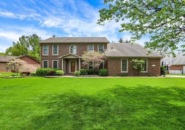 Property at 195 Lake Dr, Greenwood, IN 46142, 4 beds, 2.5 baths
