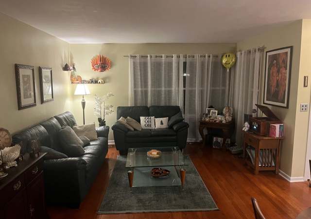 Photo of 1756 Campbell Ave, Des Plaines, IL 60016