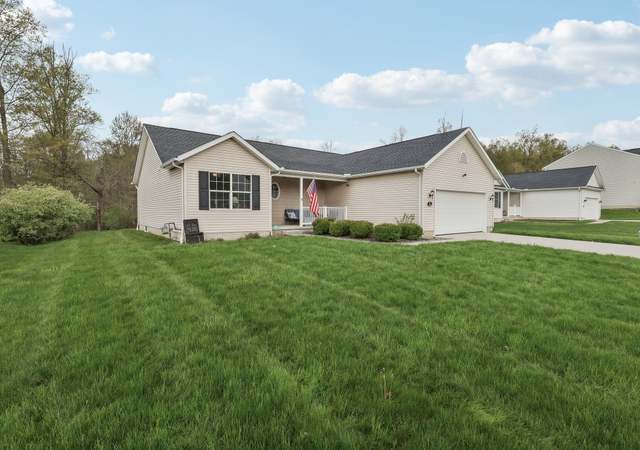 Photo of 5033 Misty Glen Ln, Ravenna, OH 44266