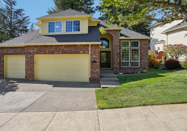 Property at 13913 SE Eastridge St, Portland, OR 97236, 3 beds, 2.5 baths