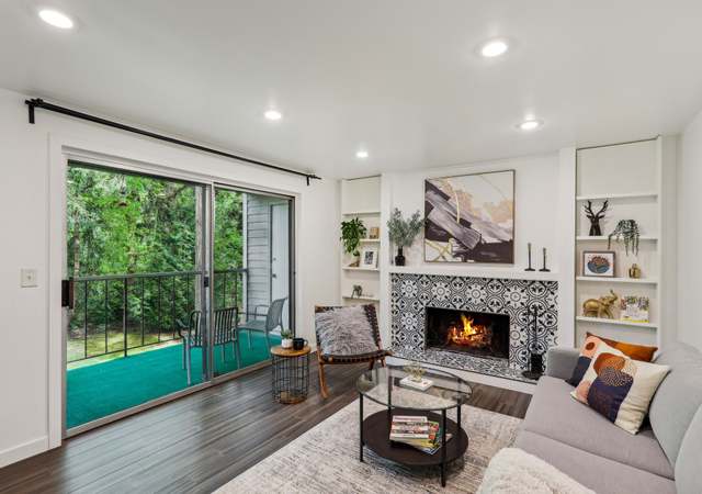 Property at 4717 W Lake Sammamish Pkwy SE Unit C202, Issaquah, WA 98027, 2 beds, 2 baths