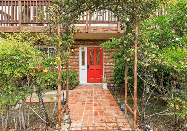 Photo of 88 Auburn Ave, Sierra Madre, CA 91024