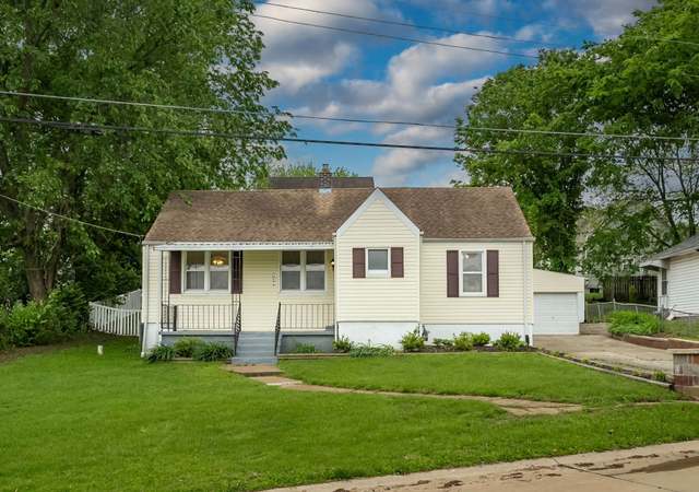 Property at 126 E Waymire Ave, St Louis, MO 63119, 3 beds, 2.5 baths