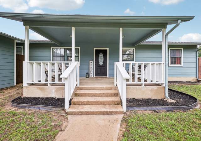 Photo of 1015 Van Winkle St, Weatherford, TX 76086