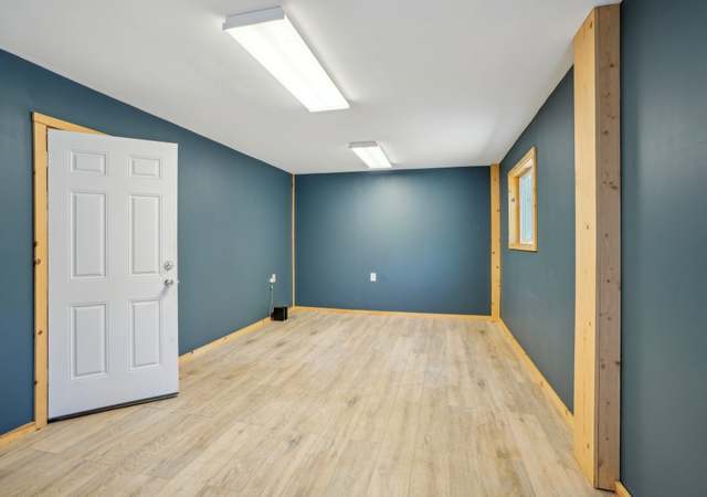 Property at 19933 E Victory Ln, Sandy, OR 97055