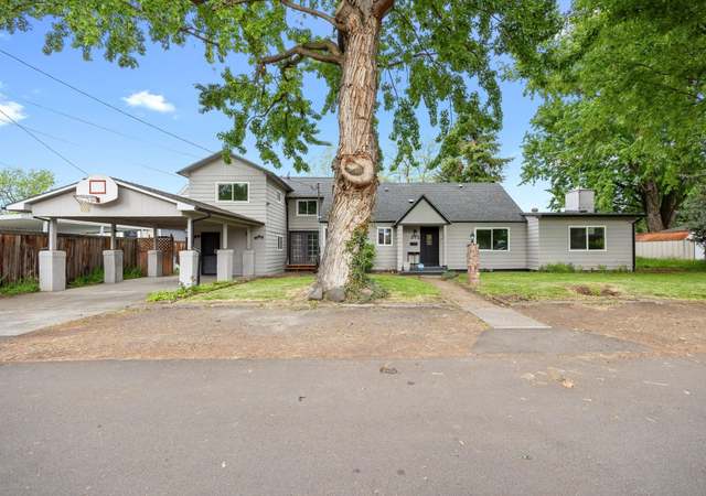 Property at 312 McCabe St, Walla Walla, WA 99362, 5 beds, 4 baths