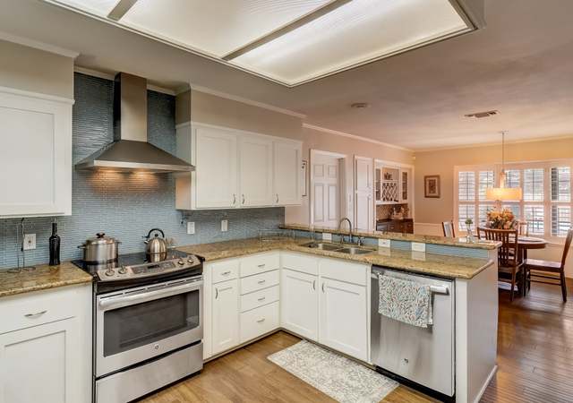 Property at 429 Fenwick Dr, Windcrest, TX 78239, 4 beds, 2.5 baths