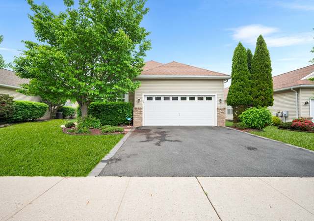 Property at 29 Medici Dr, Franklin Twp., NJ 08873-6039, 3 beds, 3 baths