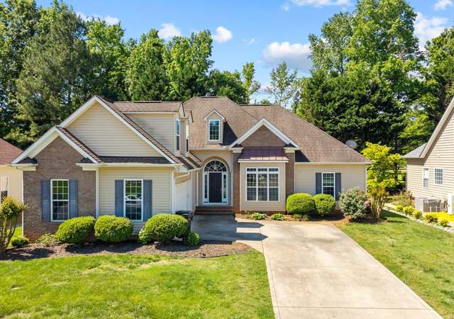 Property at 1607 Essex Hall Dr, Rock Hill, SC 29730, 3 beds, 2 baths