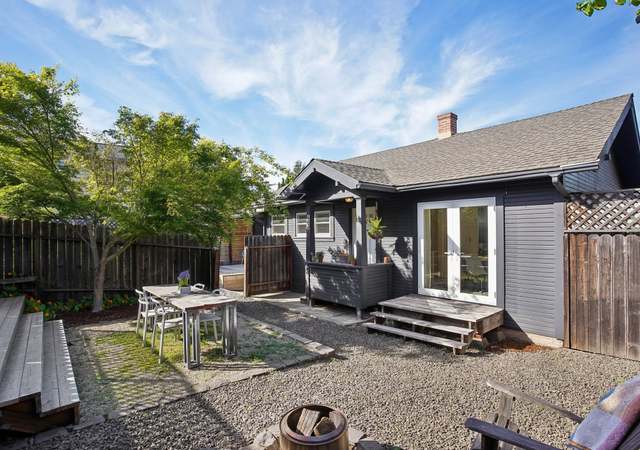 Property at 9 Hill Dr, Petaluma, CA 94952, 2 beds, 1 bath