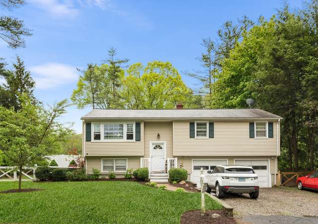 Photo of 1 Glen Cir, Seymour, CT 06483