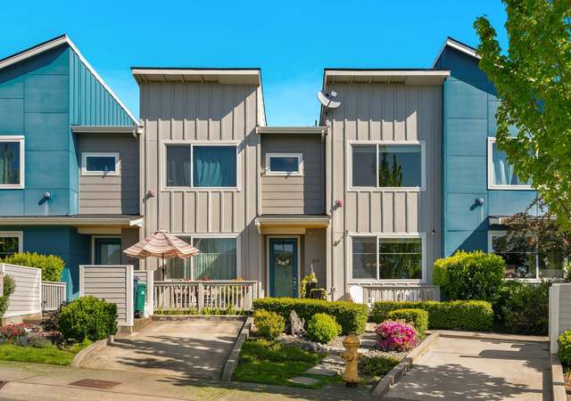 Property at 810 SW 96th Pl, Seattle, WA 98106, 2 beds, 2 baths