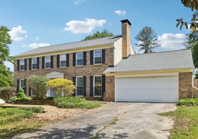 Property at 3734 Fox Hills Dr SE, Marietta, GA 30067, 4 beds, 2.5 baths