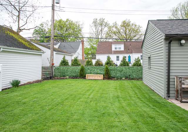 Photo of 16419 Parklawn Ave, Middleburg Heights, OH 44130