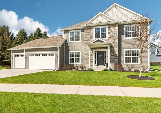 Property at W239N5471 Fieldstone Pass Cir, Sussex, WI 53089, 4 beds, 2.5 baths
