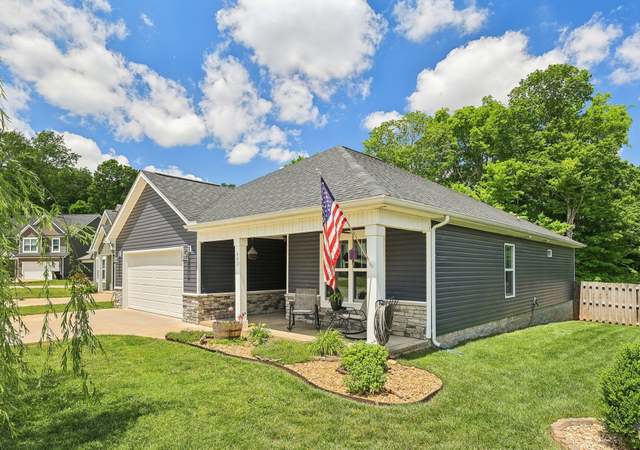 Photo of 443 Kinslow Ct, Clarksville, TN 37040