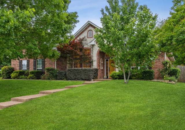 Property at 904 Wellington Ln, Athens, TX 75751, 3 beds, 2 baths