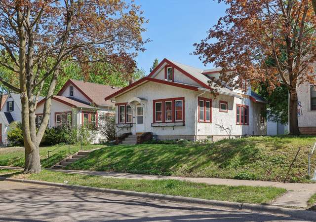 Photo of 242 Curtice St W, West Saint Paul, MN 55118