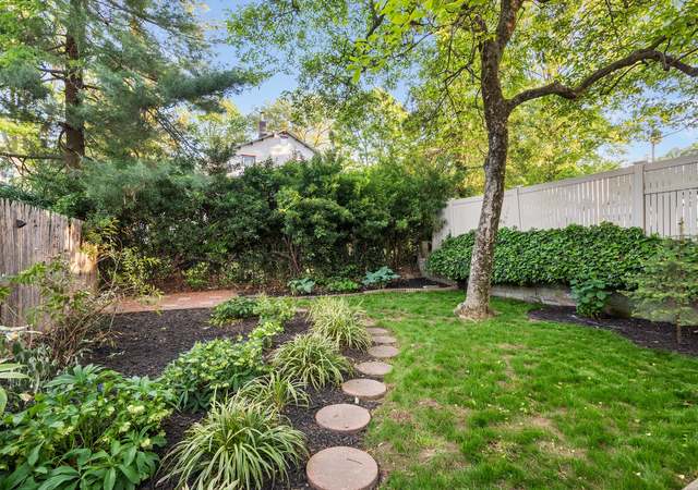 Photo of 202 Lakeview Ave, Haddonfield, NJ 08033