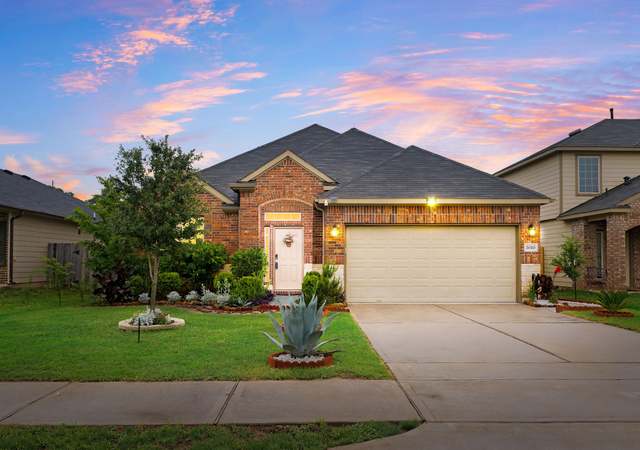 Property at 2020 Cedar Tree Ct, Conroe, TX 77301, 3 beds, 2 baths