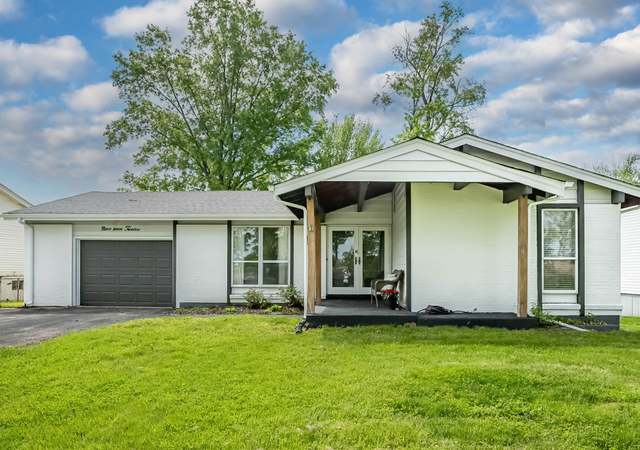 Property at 1912 Valley Park Rd, Fenton, MO 63026, 3 beds, 3 baths