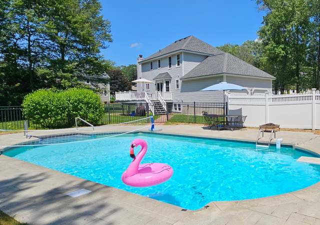 Property at 3 Wildflower Dr, Sutton, MA 01590, 4 beds, 2.5 baths