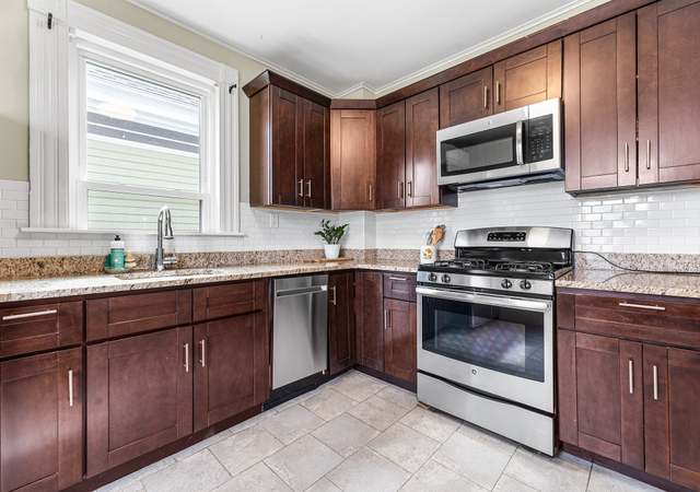 Photo of 4 Boardman St #2, Salem, MA 01970