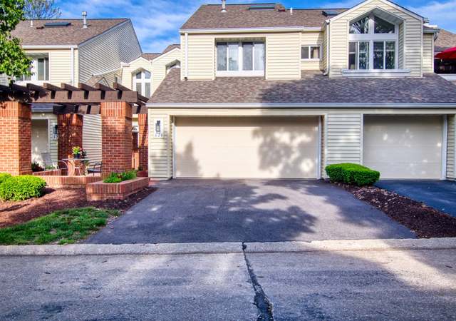 Property at 626 Highview Circle Dr, Ballwin, MO 63021, 3 beds, 3.5 baths