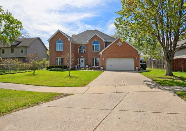 Property at 912 Elmdale Rd, Glenview, IL 60025, 4 beds, 4.5 baths