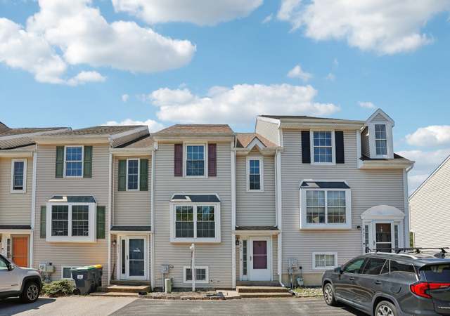 Property at 835 Sabina Cir, Bear, DE 19701, 2 beds, 1.5 baths